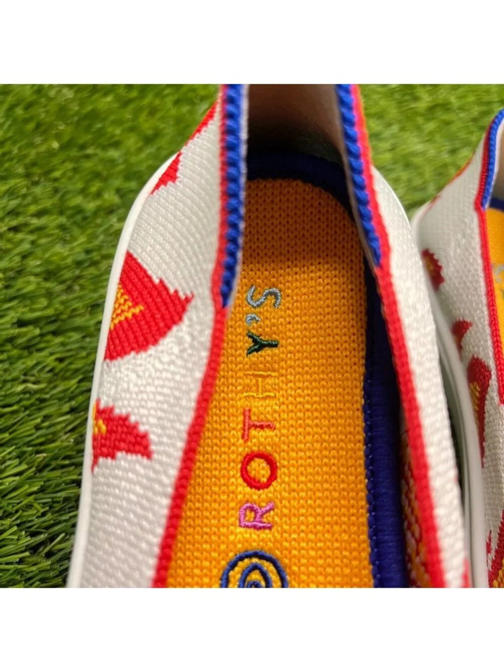 Rothy's The Kids Flame Fire Boys Size 13C White Red Casual Slip On Flats Shoes
